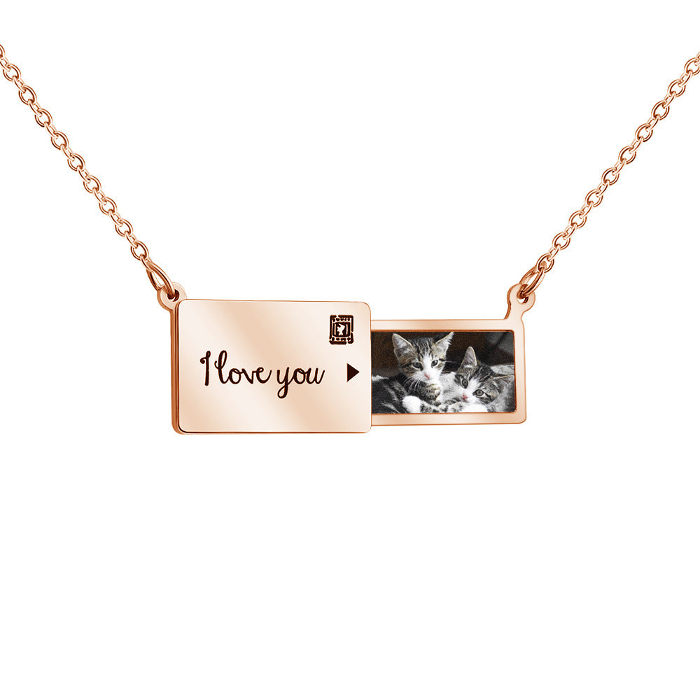 Creative Pull-out Photo Box Pendant Necklace