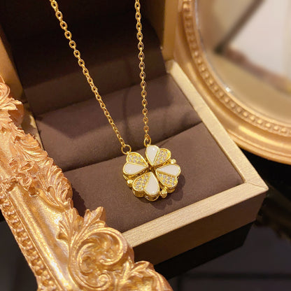 Kleeblatt-Kette mit Kristallherz – Glücksbringer für Frauen